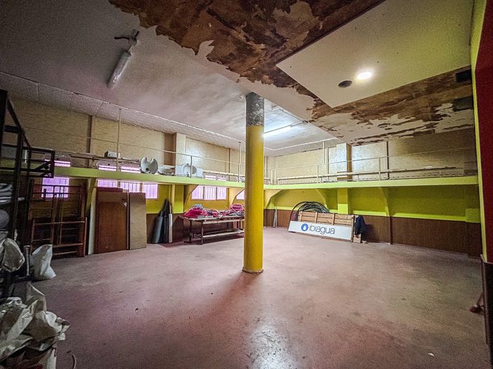 Image No.5-Commercial for sale