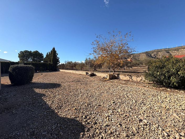 Image No.34-Maison de campagne de 3 chambres à vendre à Caudete