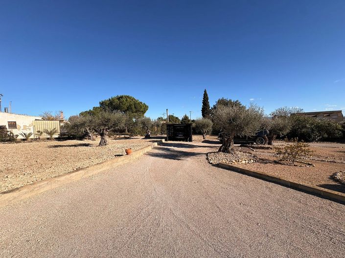 Image No.35-Maison de campagne de 3 chambres à vendre à Caudete