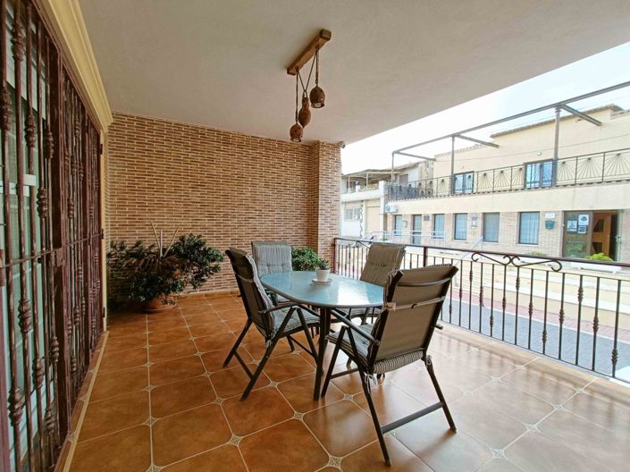 Image No.8-4 Bed Townhouse for sale