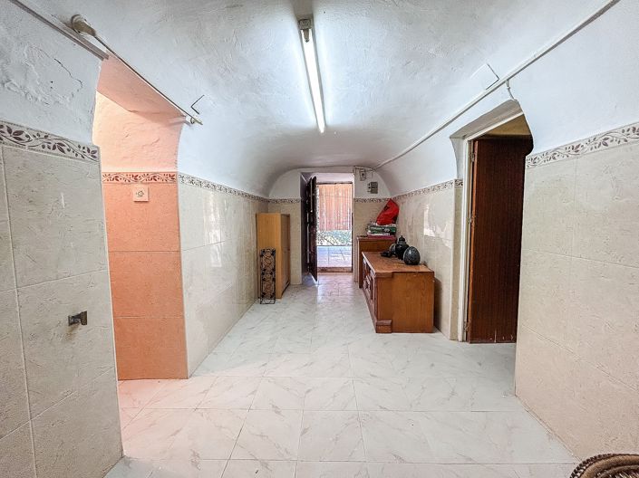Image No.15-4 Bed Country House for sale