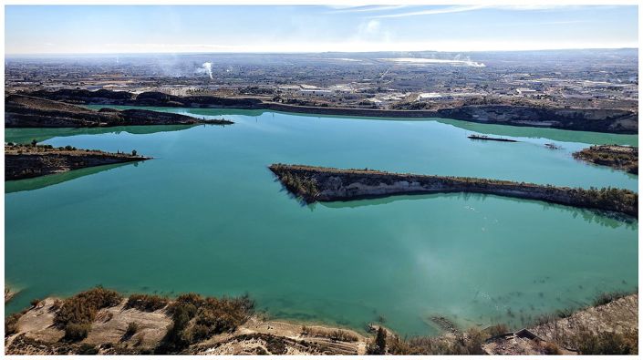 Image No.2-4 Bed Country House for sale