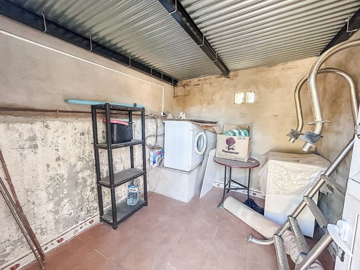Image No.31-4 Bed Country House for sale