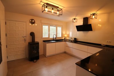 o1jb58n0ia19nf193g8ejr701saj1s