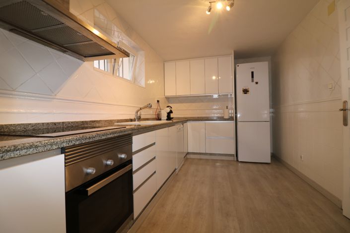 Image No.16-5 Bed Villa for sale