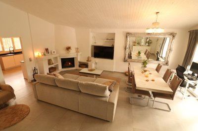 o1jb58of7dhb1cks1m8h1ivd14va24