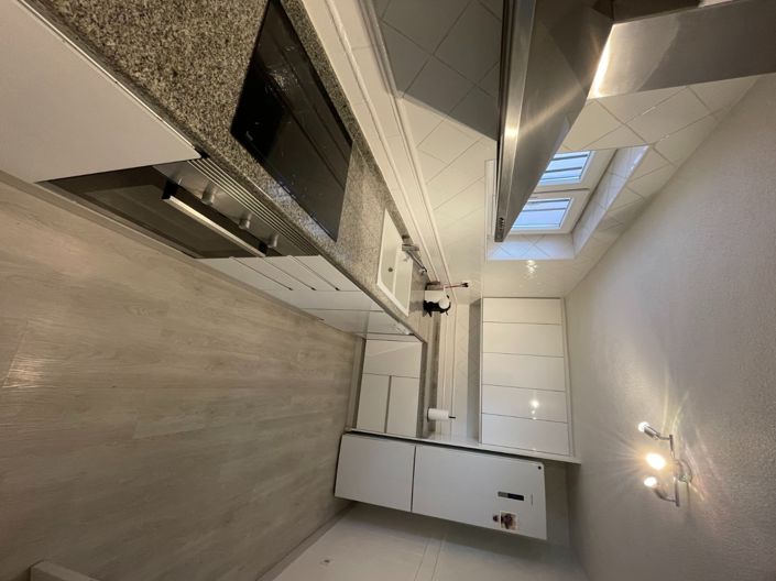 Image No.42-5 Bed Villa for sale