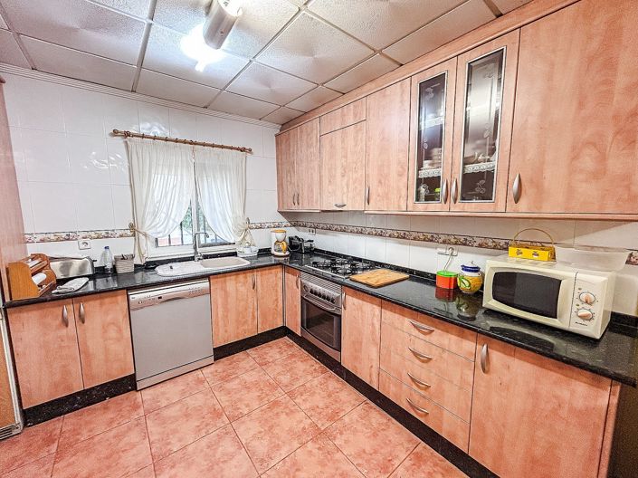 Image No.14-4 Bed Villa for sale