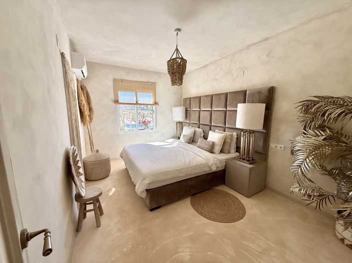 Image No.14-3 Bed Villa for sale
