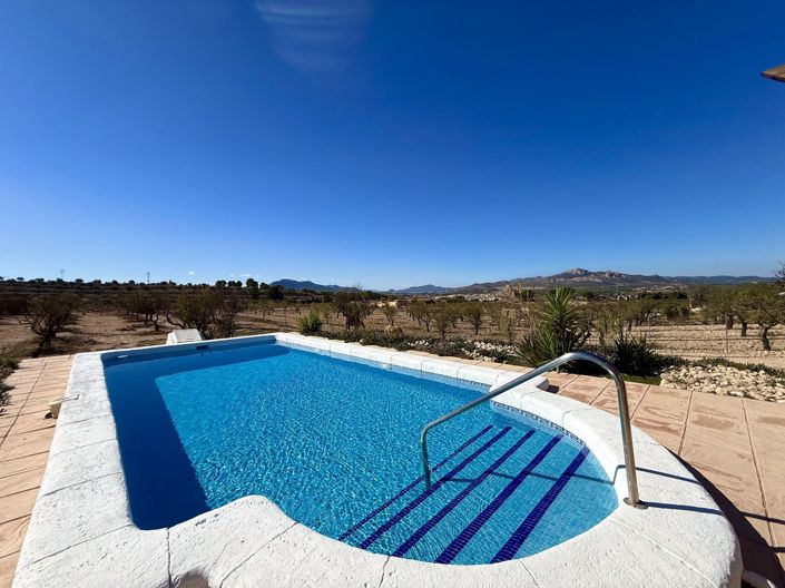 Image No.31-3 Bed Villa for sale