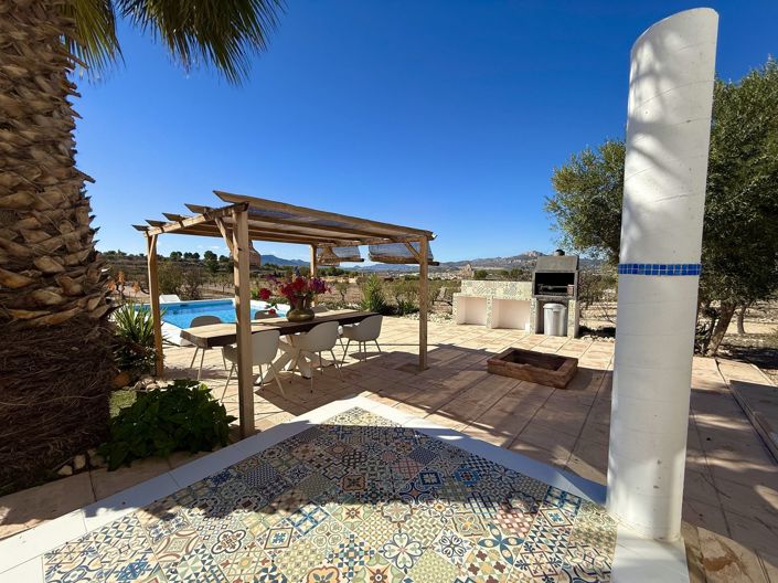 Image No.37-3 Bed Villa for sale