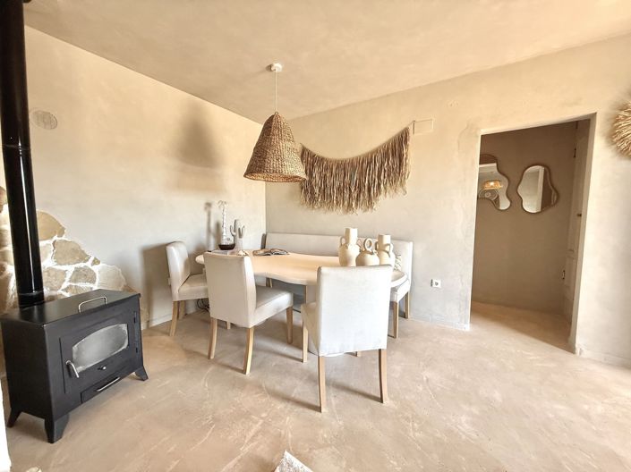 Image No.6-3 Bed Villa for sale