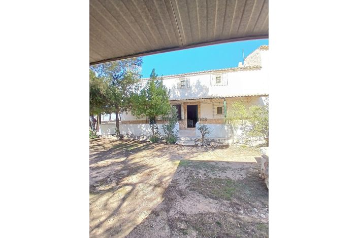 Image No.6-6 Bed Country House for sale