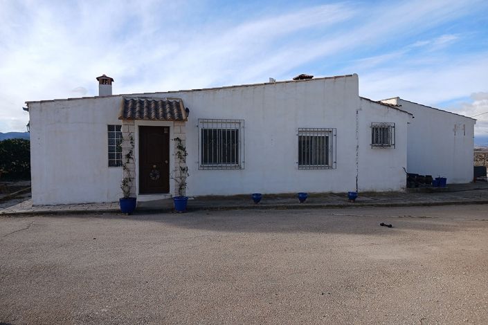 Image No.2-3 Bed Country House for sale