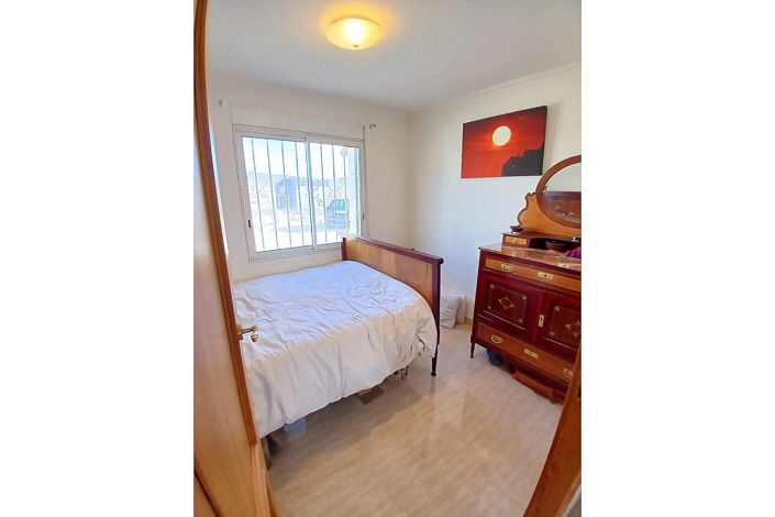 Image No.37-3 Bed Country House for sale