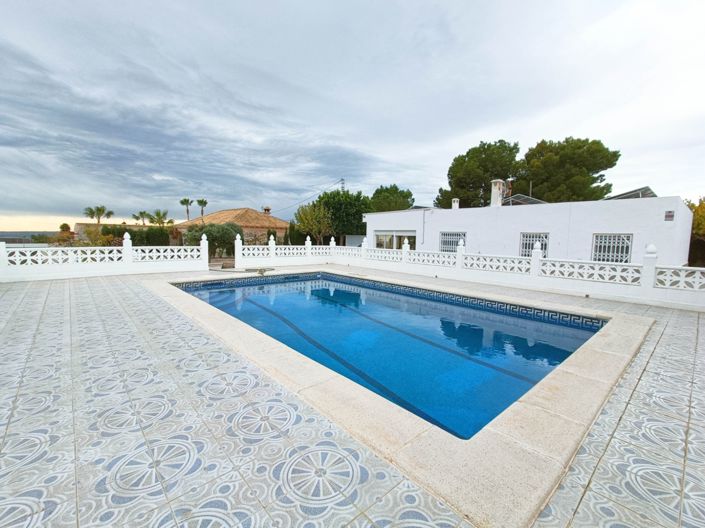 Image No.1-Villa de 3 chambres à vendre à Albatera