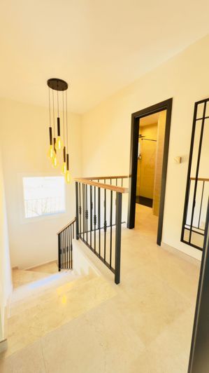 Image No.29-3 Bed Villa for sale