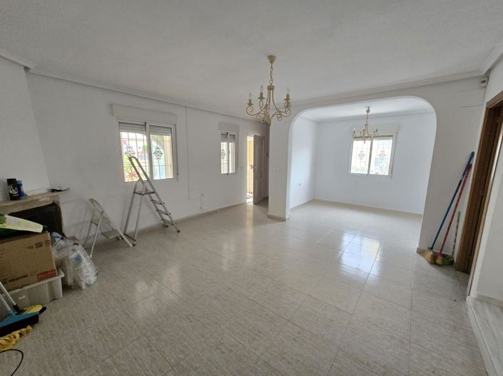 Image No.14-5 Bed Villa for sale