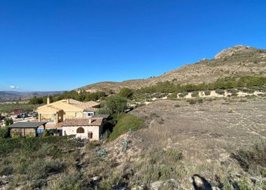 wkaornh2kxxbju53mryt5