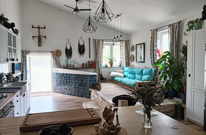 Image No.19-4 Bed Country House for sale