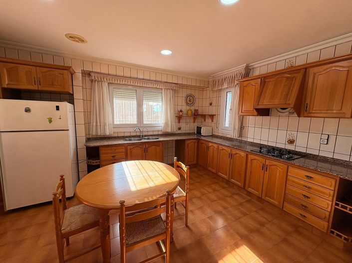 Image No.14-3 Bed Villa for sale