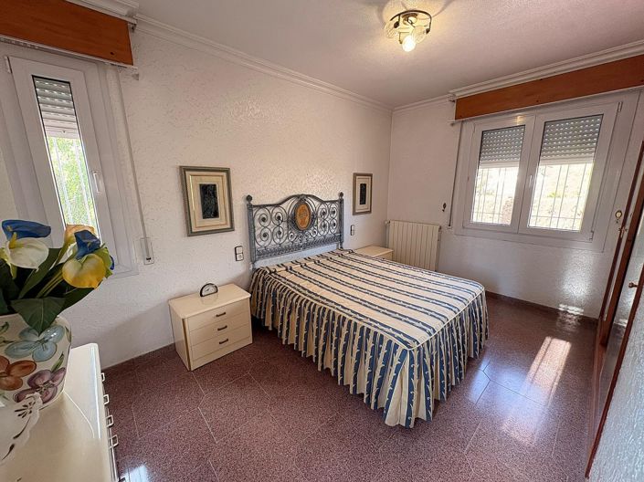 Image No.20-3 Bed Villa for sale