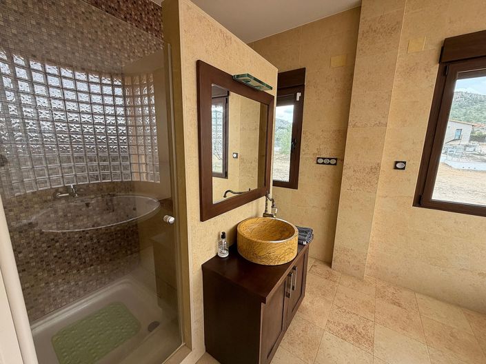 Image No.17-Maison de campagne de 2 chambres à vendre à Yecla