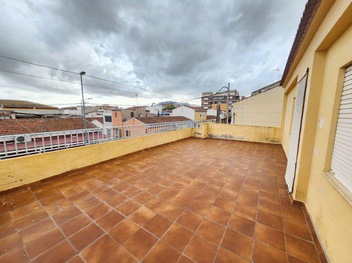 Image No.25-3 Bed Townhouse for sale