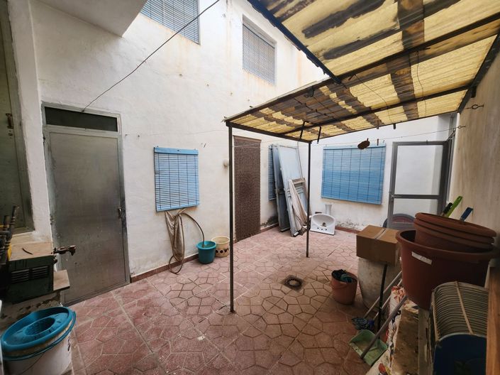 Image No.35-3 Bed Townhouse for sale