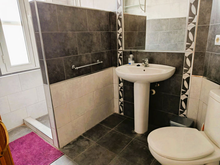 Image No.33-Villa de 5 chambres à vendre à Elda