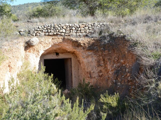 Image No.14-6 Bed Villa for sale