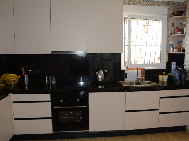 Image No.10-3 Bed Villa for sale