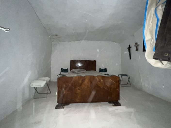 Image No.20-8 Bed Country House for sale