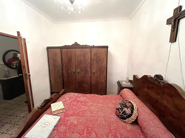 Image No.36-8 Bed Country House for sale