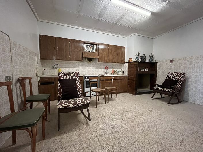 Image No.41-8 Bed Country House for sale