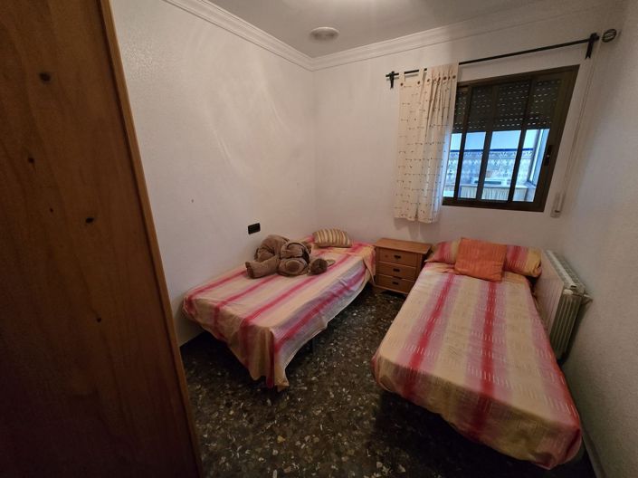 Image No.33-6 Bed Townhouse for sale