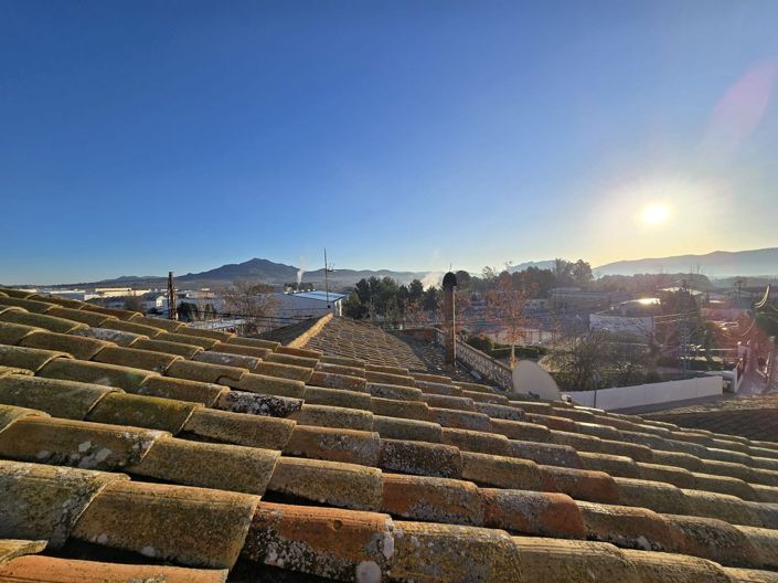 Image No.37-6 Bed Townhouse for sale