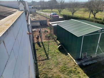 ga1e20b85-e0b7-4ab2-8326-7dcb5bbc86b0