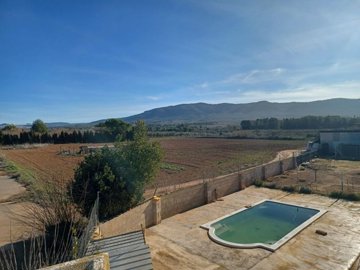 w277ea389-a8e6-4cb8-b709-7717c23bf600