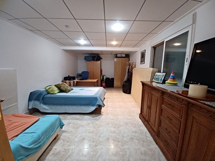 Image No.32-Maison de campagne de 4 chambres à vendre à Monóvar