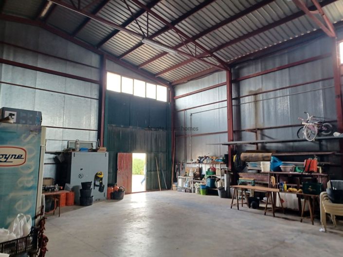 Image No.40-4 Bed Country House for sale