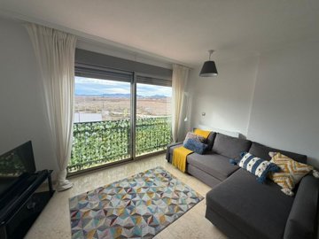 w069d3c73-b833-49a6-b43a-784578aea2a1