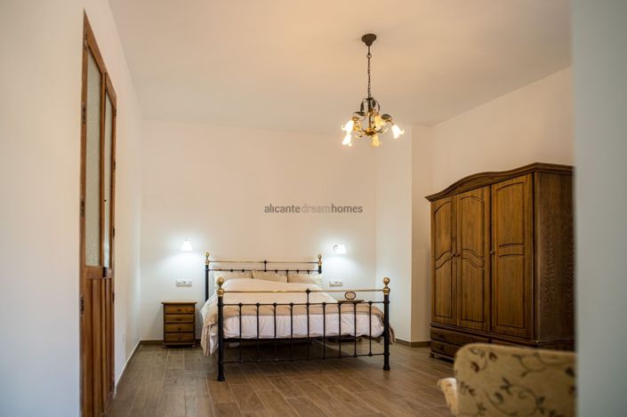 Image No.35-Maison de campagne de 5 chambres à vendre à Pinoso