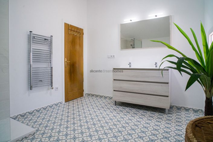 Image No.39-Maison de campagne de 5 chambres à vendre à Pinoso