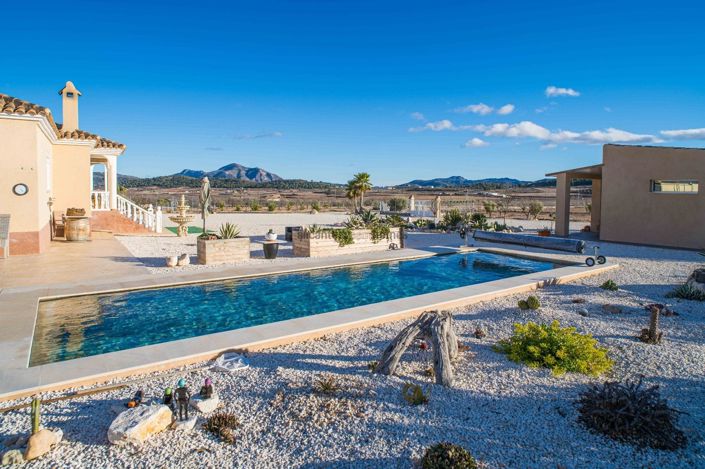 Image No.2-Villa de 3 chambres à vendre à Alicante