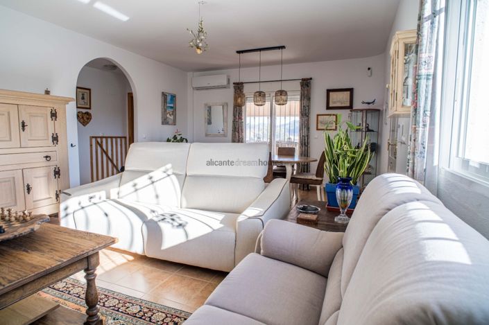 Image No.28-Villa de 3 chambres à vendre à Alicante