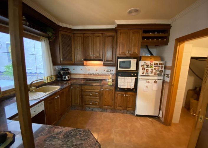 Image No.21-Maison de ville de 5 chambres à vendre à Sax