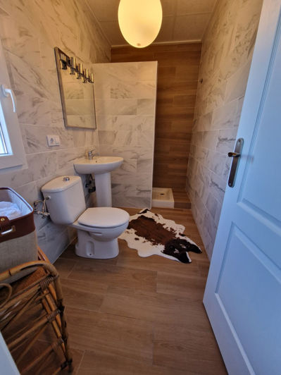 Image No.17-2 Bed Country House for sale