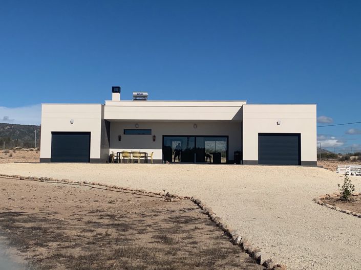 Image No.4-4 Bed Villa for sale