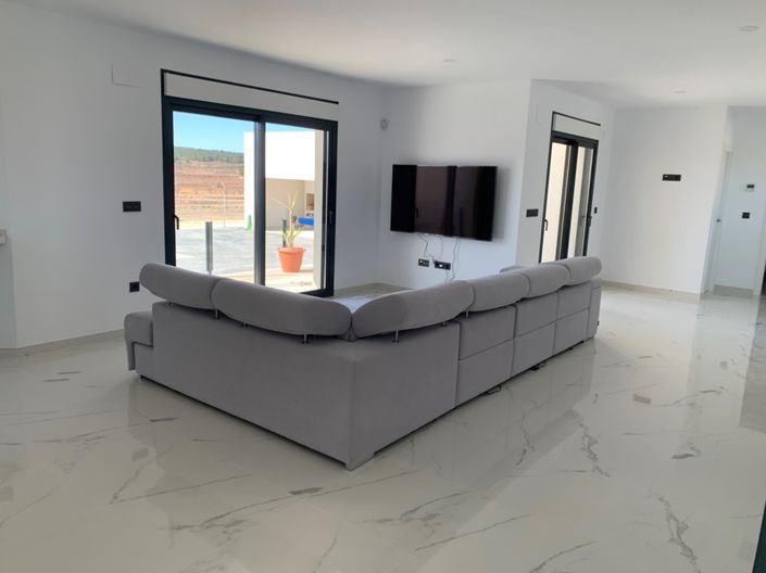Image No.7-4 Bed Villa for sale